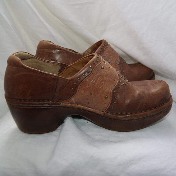 Ariat Women's Brown Leather Embellished Slip-On Clogs - Picture 8 of 11